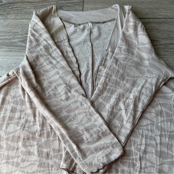 Vigorella Bamboo Cotton Blend Asymmetrical  Hem Duster - Picture 8 of 16